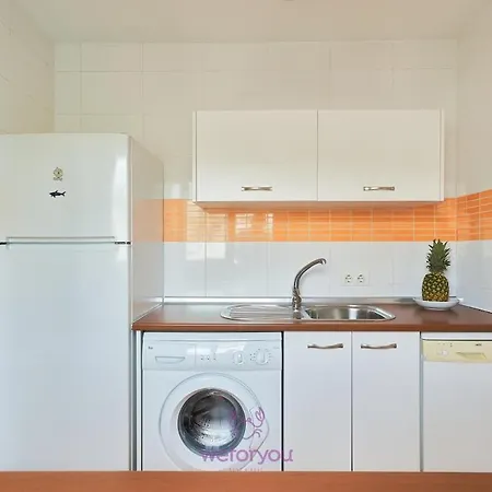 Weforyou Two Bedrooms Calm & Sunny 公寓 贝纳尔马德纳