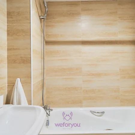 Weforyou Two Bedrooms Calm & Sunny 贝纳尔马德纳